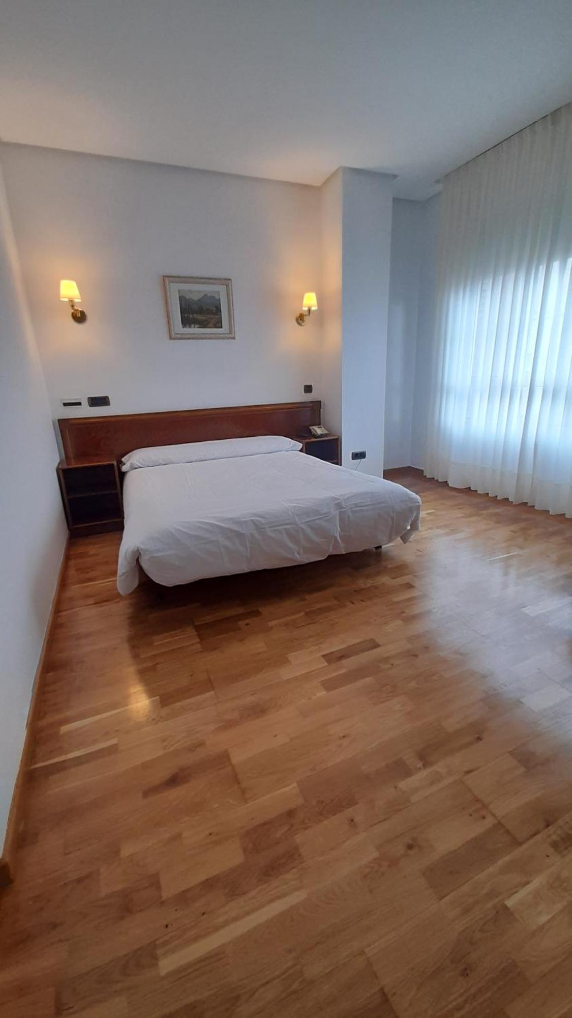 Hotel Las Moreras Леон Экстерьер фото